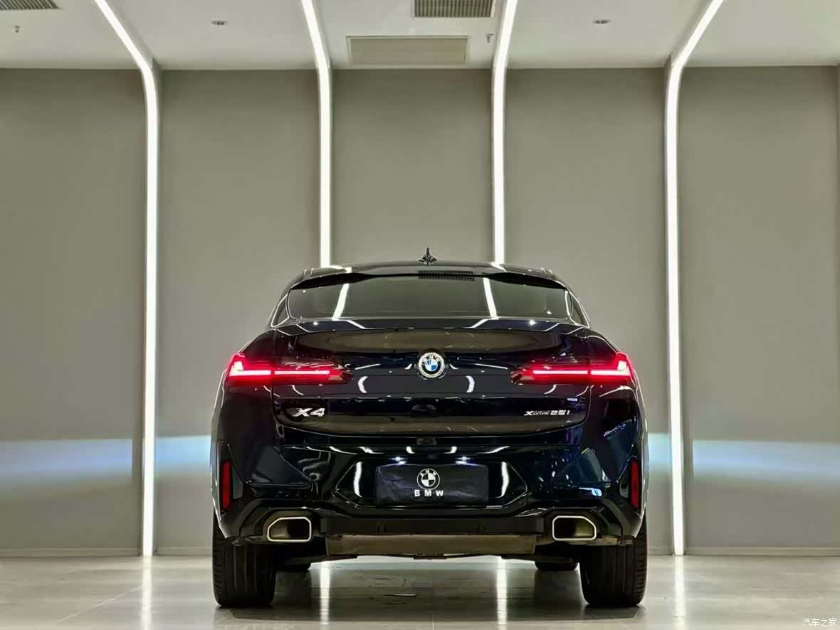 BMW X4, 2022 8