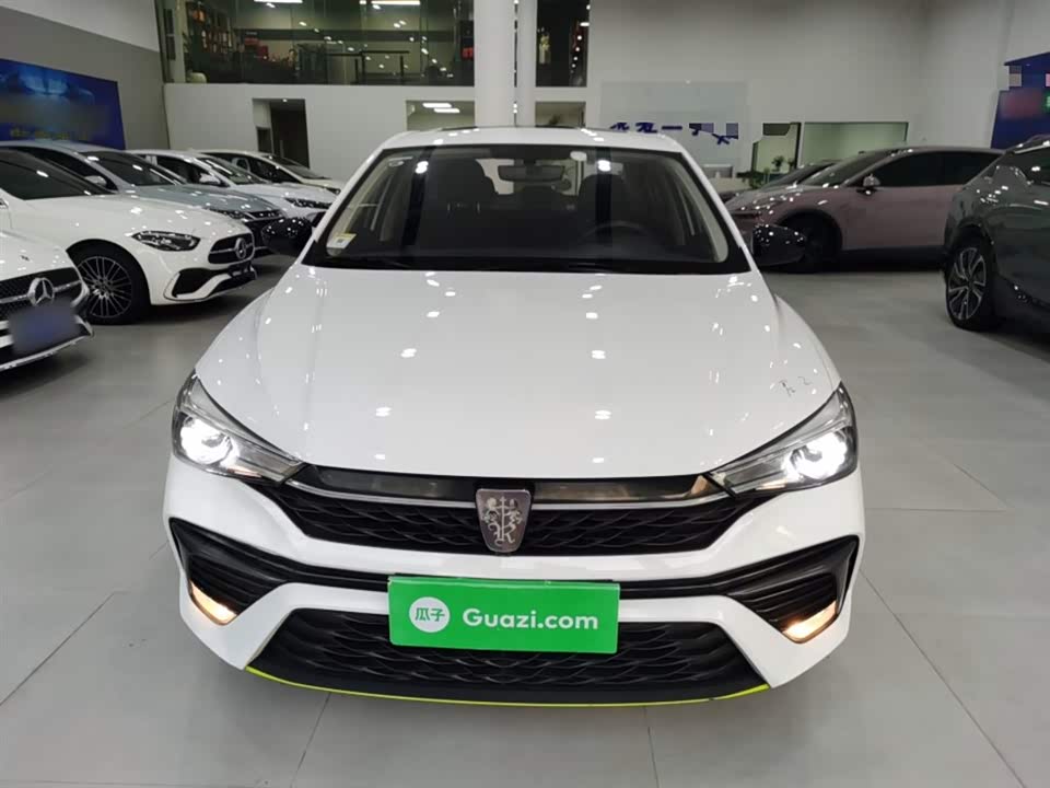 Roewe i5