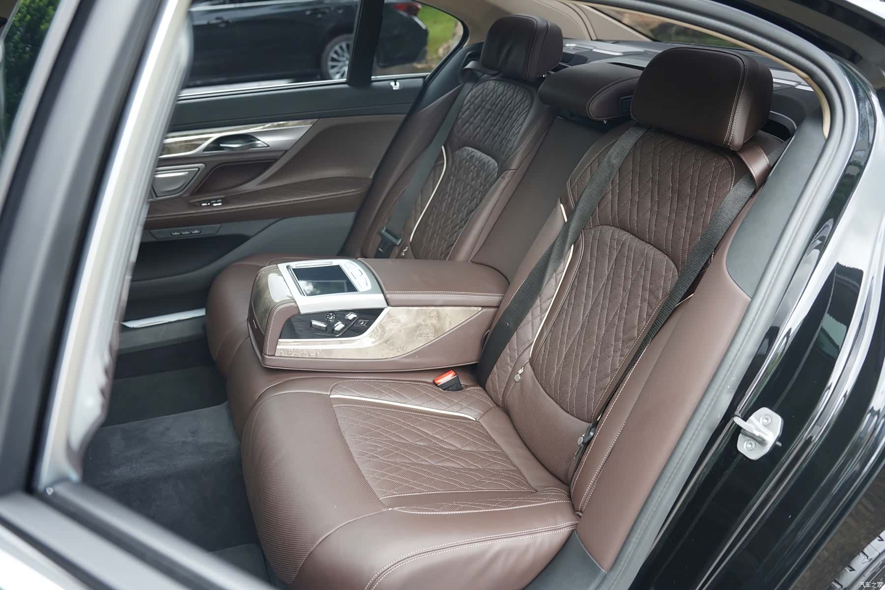 BMW 7 Series, 2022 24