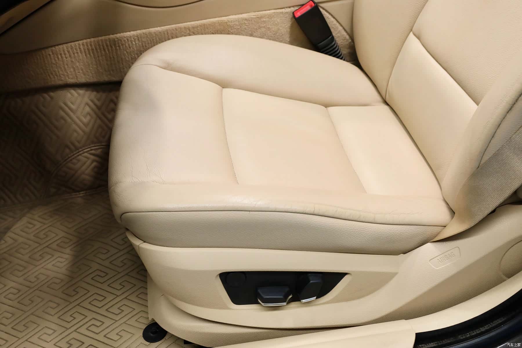 BMW 5 Series, 2012 18