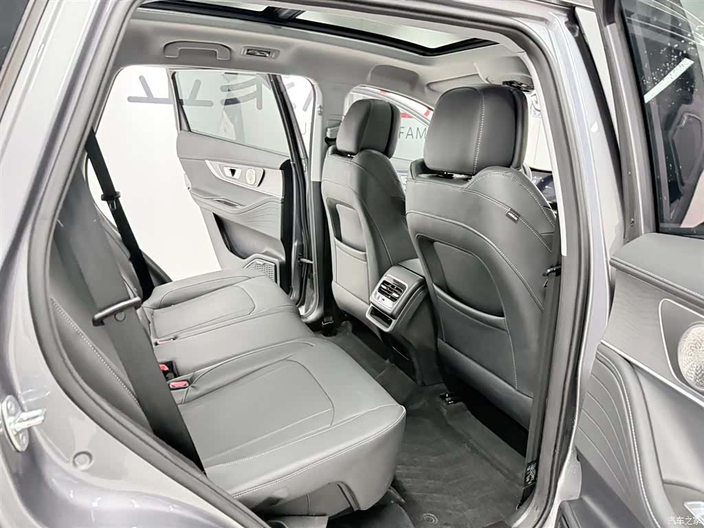 Chery Tiggo 8, 2024 14