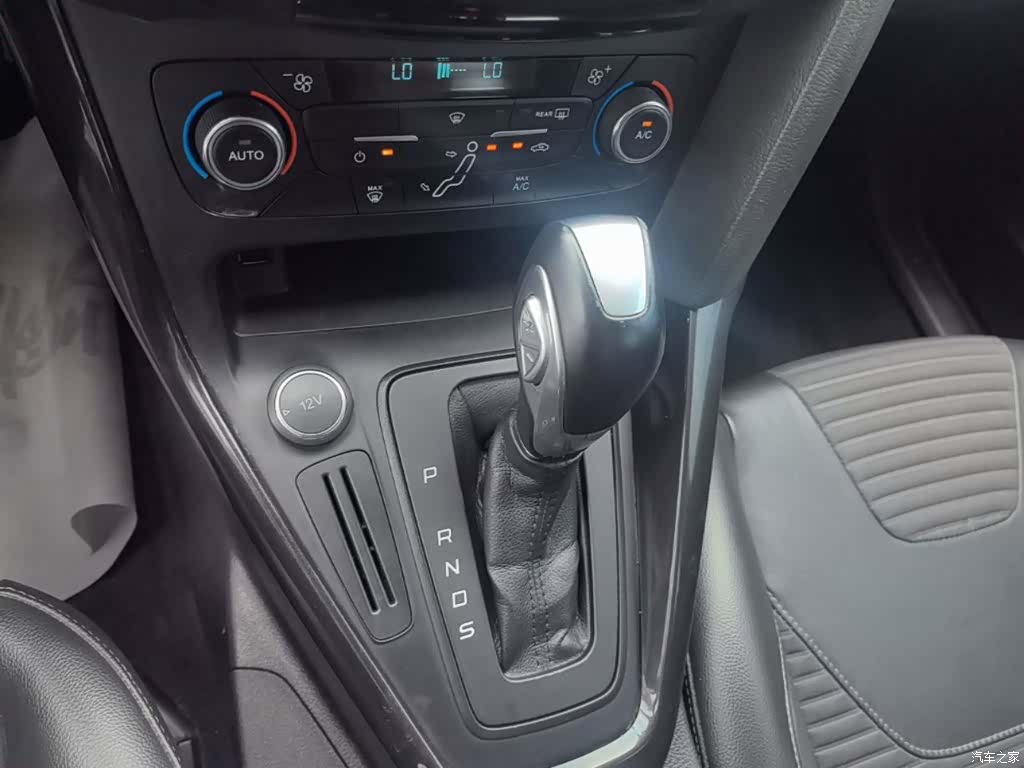 Ford Focus, 2017 14