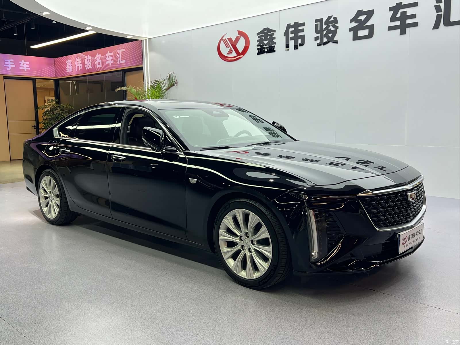 Cadillac CT6, 2026 4