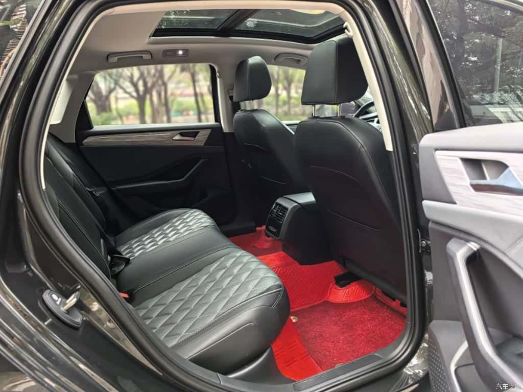 Volkswagen Sagitar, 2024 7