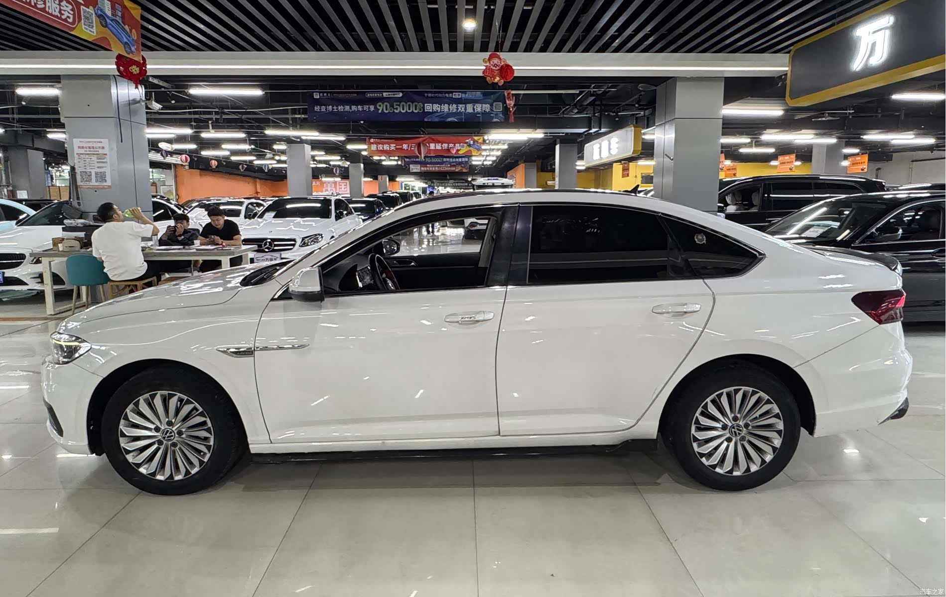 Volkswagen Lavida, 2021 3