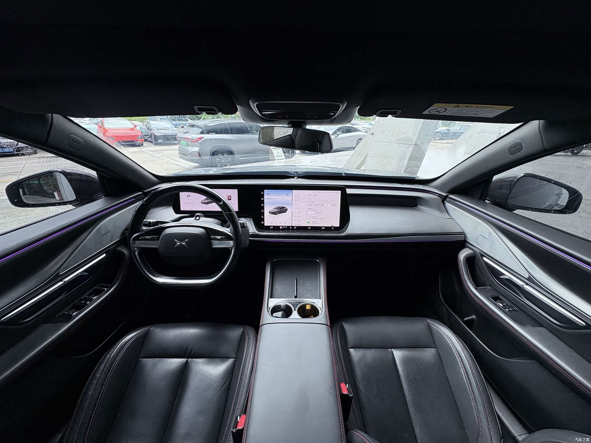 Xpeng P7, 2023 все фото