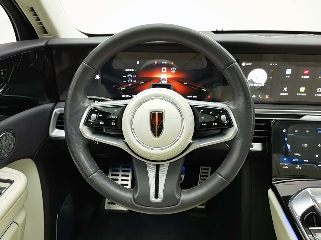 Hongqi E-HS9, 2022 11