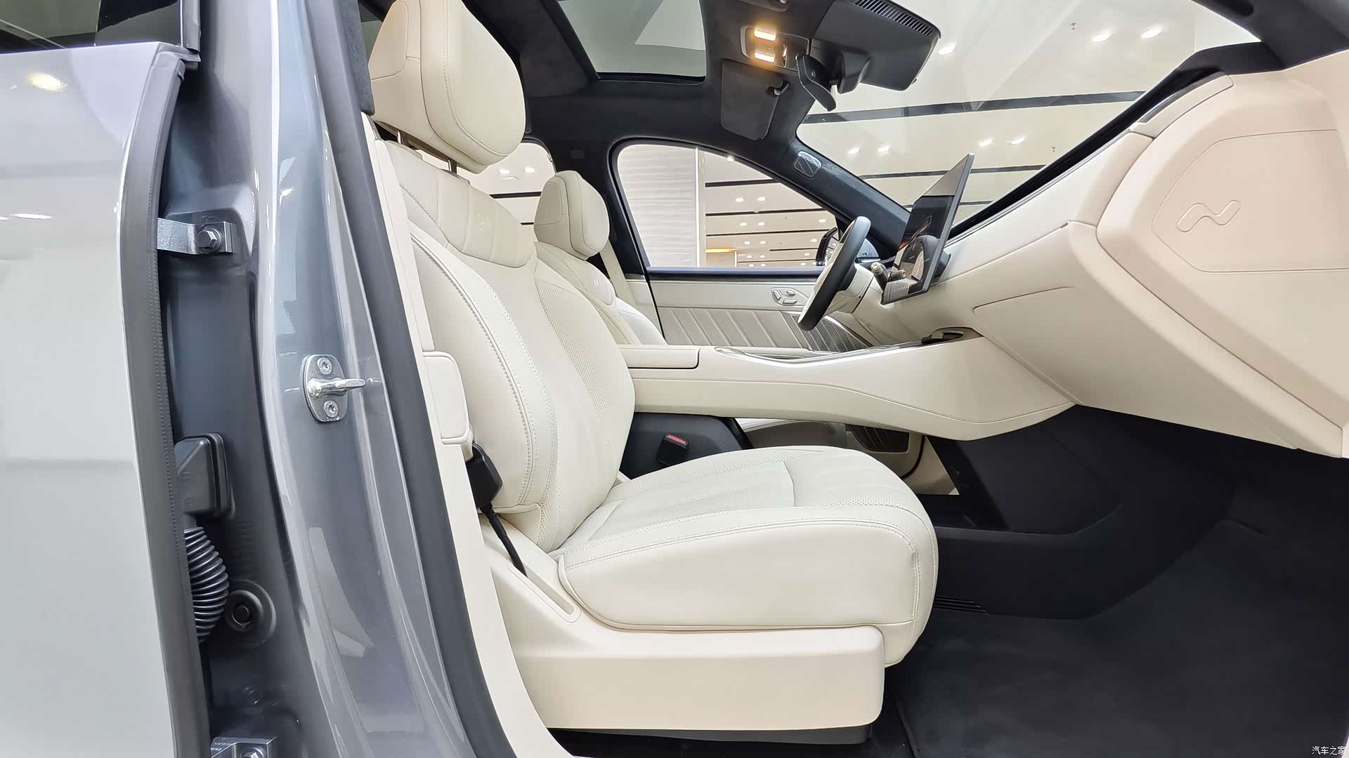 NIO L90, 2025 7