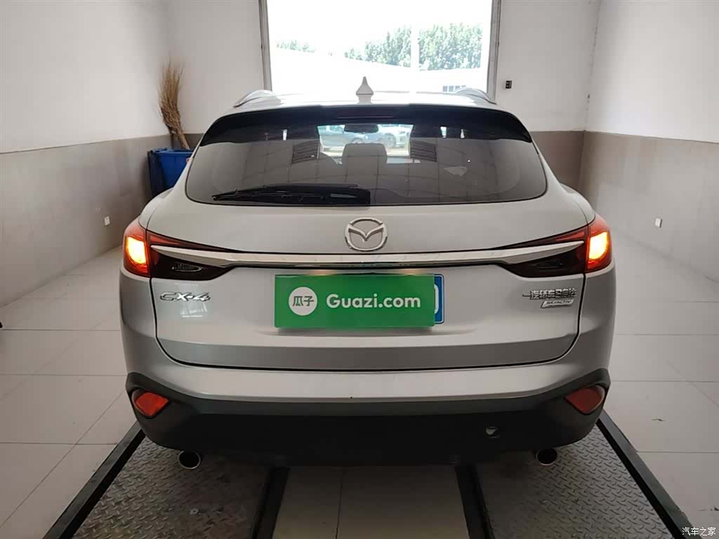 Mazda CX-4, 2017 4