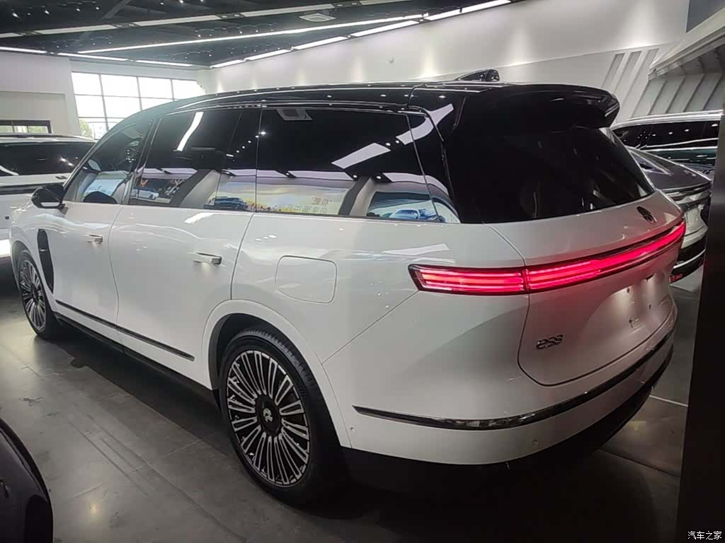 NIO ES8, 2026 все фото