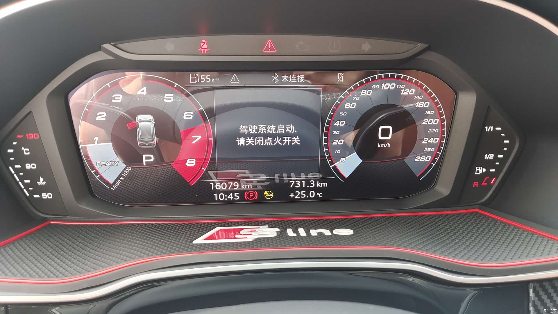 Audi Q3, 2022 10