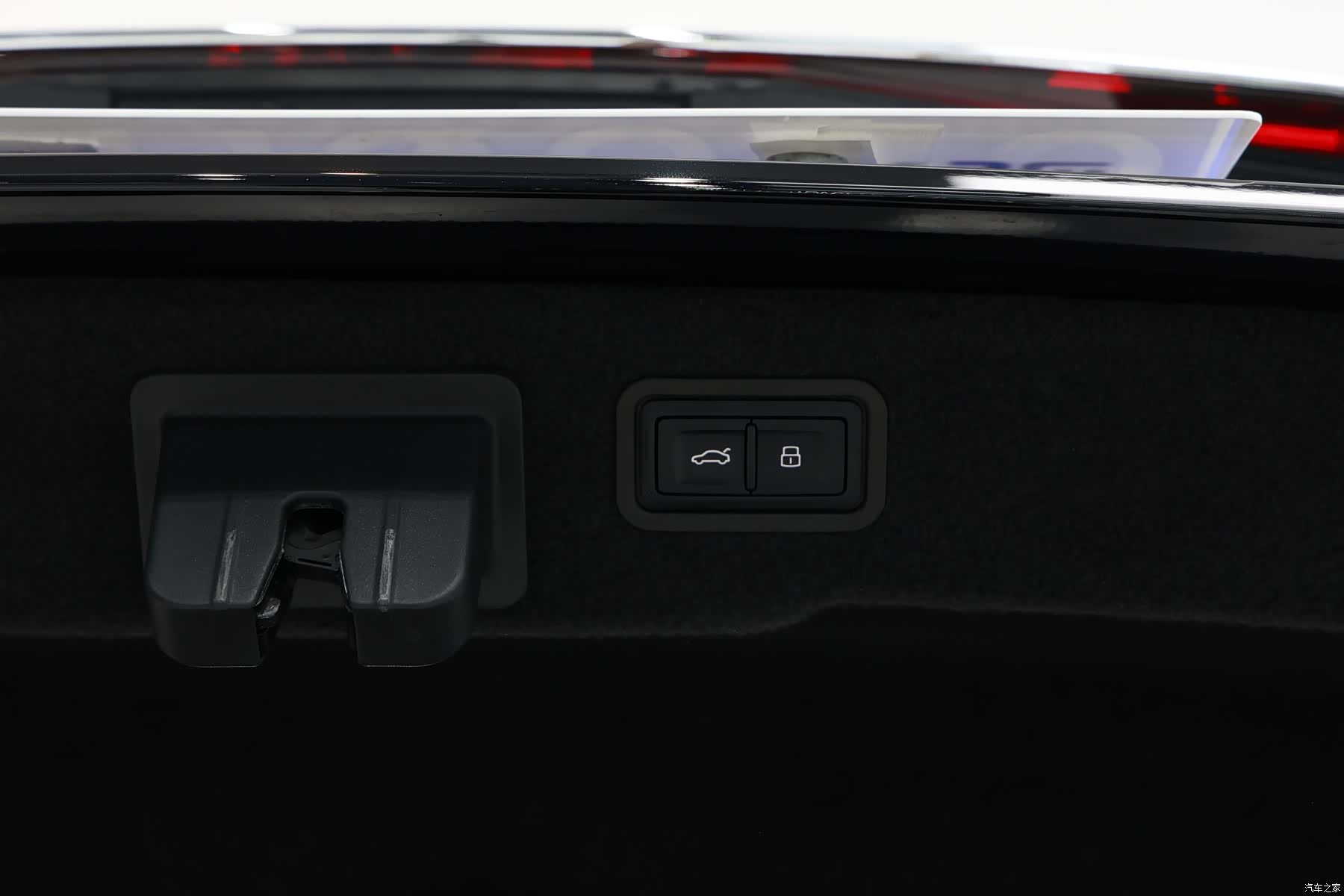 Audi A8L, 2025 18