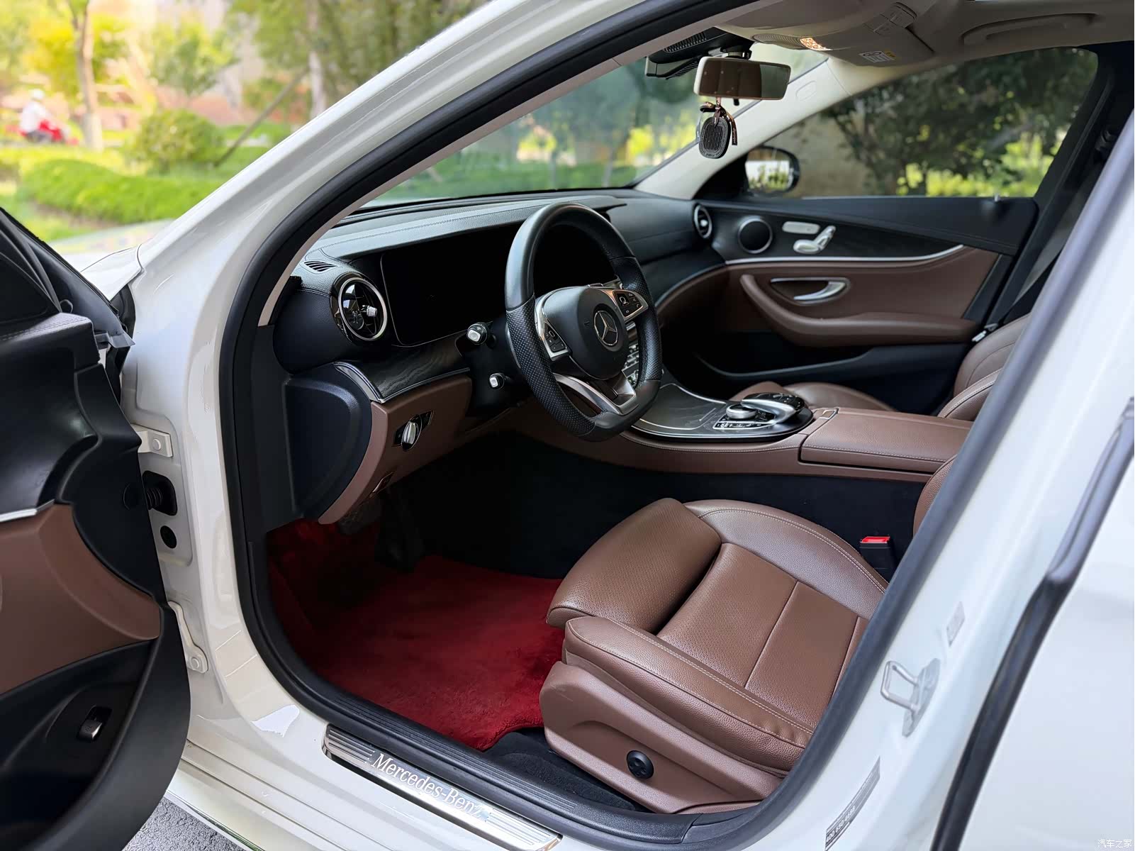 Mercedes-Benz E-Class, 2018 7