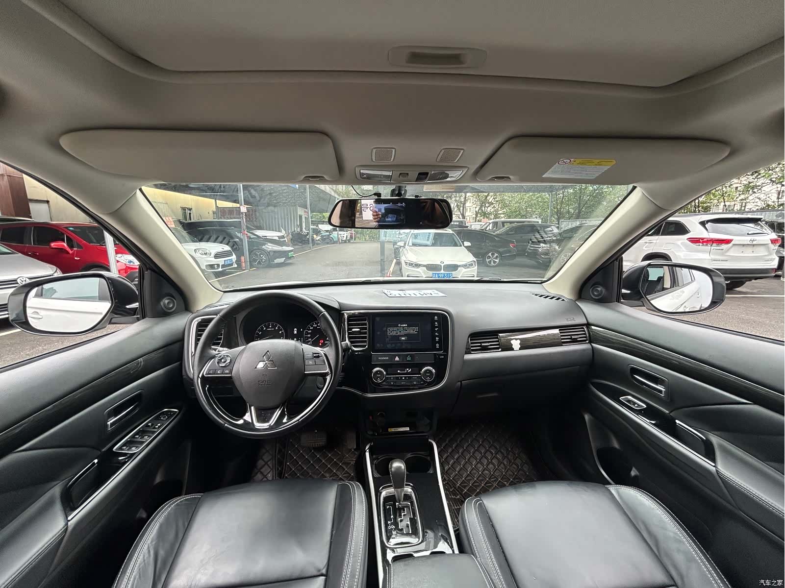 Mitsubishi Outlander, 2021 8