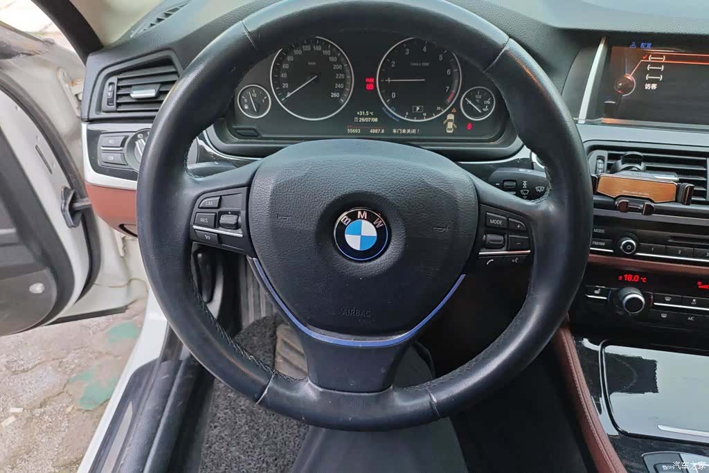 BMW 5 Series, 2017 15
