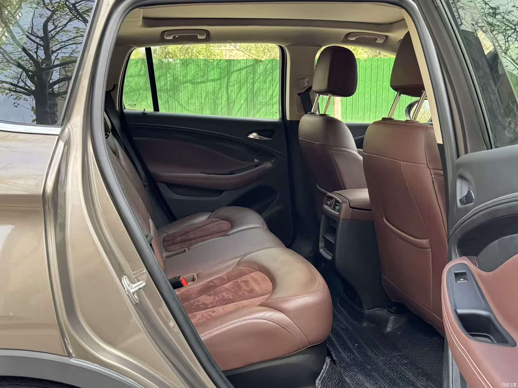 Buick Envision Plus, 2017 10