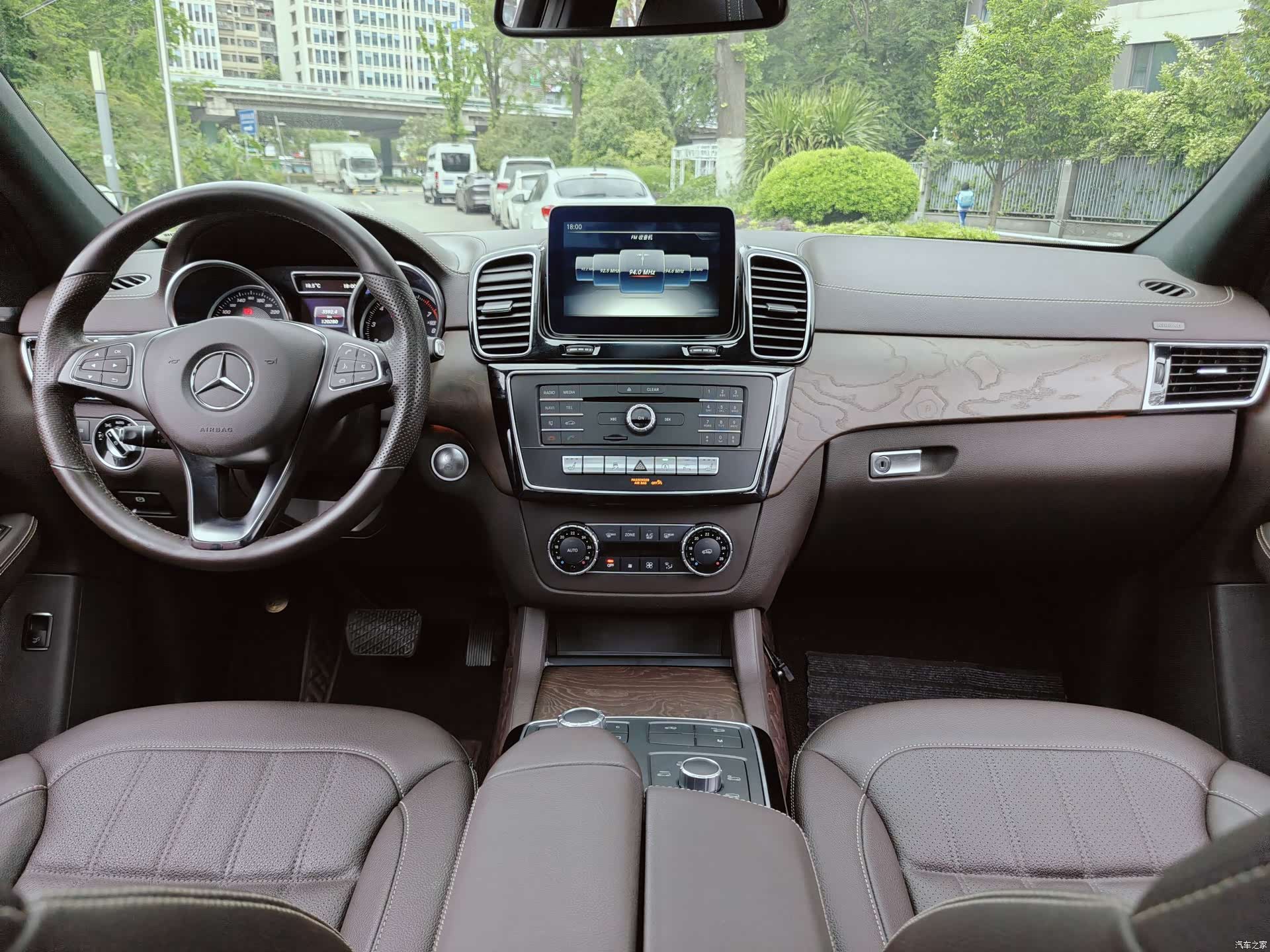 Mercedes-Benz GLE, 2018 14