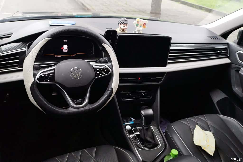 Volkswagen Tiguan L, 2022 12