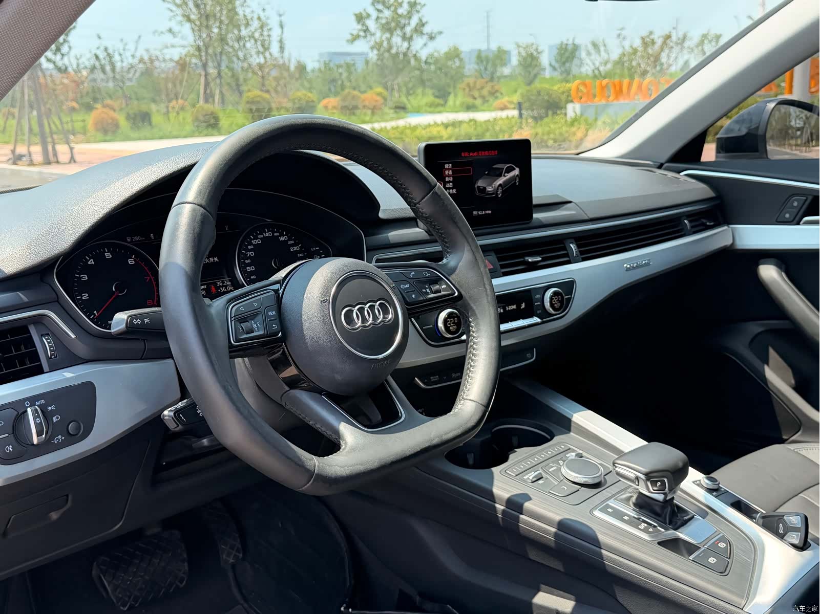 Audi A4L, 2019 10