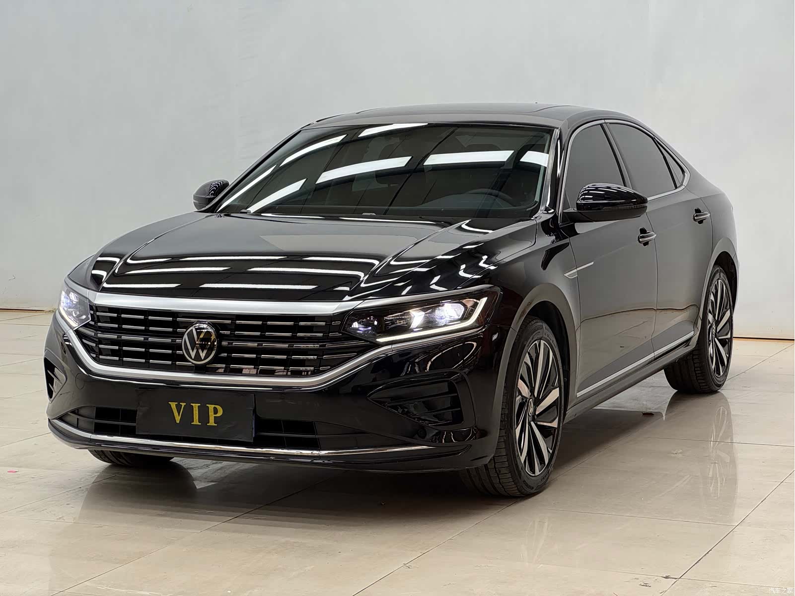 Volkswagen Passat, 2023 12