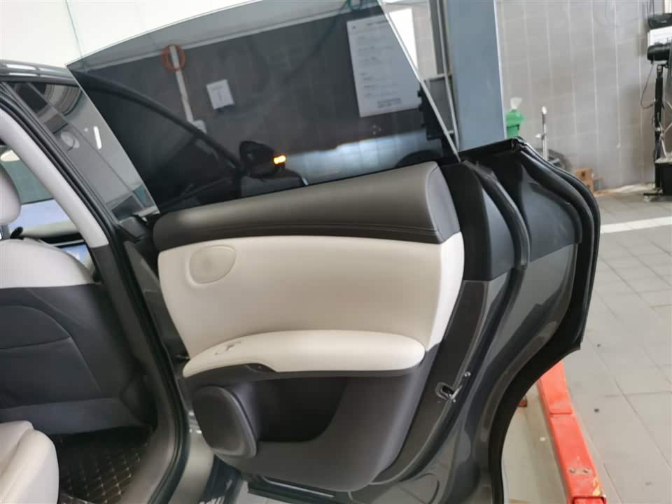 IM Motors Zhiji LS6 IM Motors Zhiji LS6