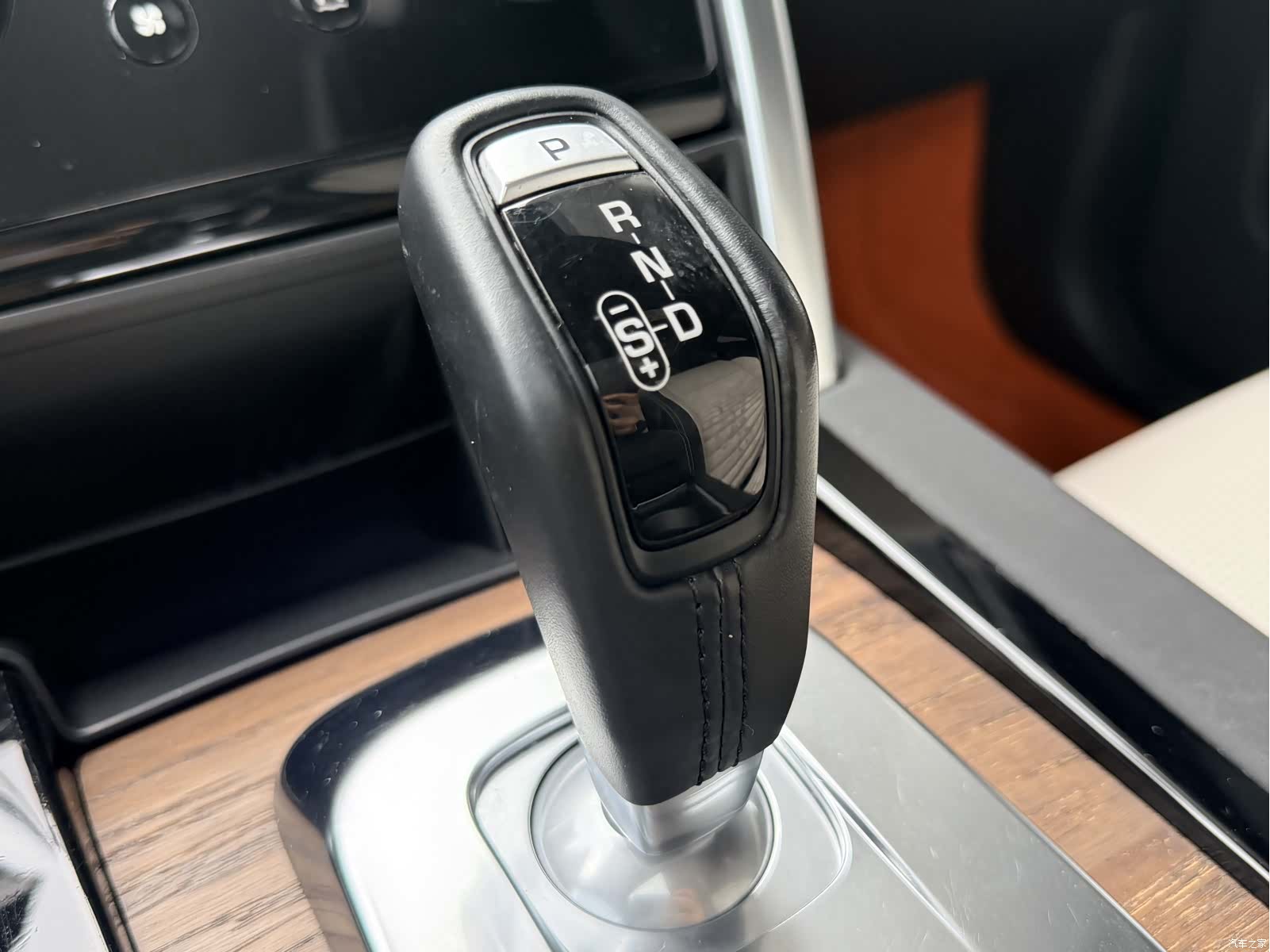 Land Rover Discovery, 2020 19