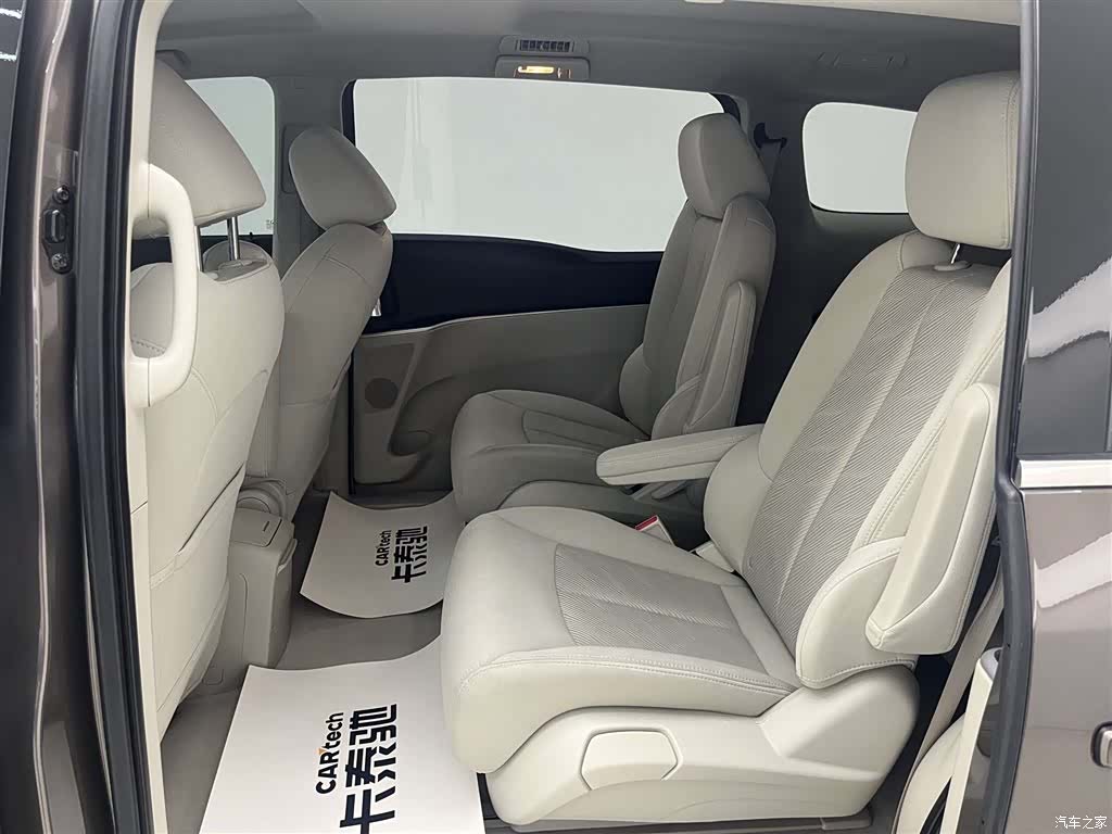 Buick GL8, 2023 13