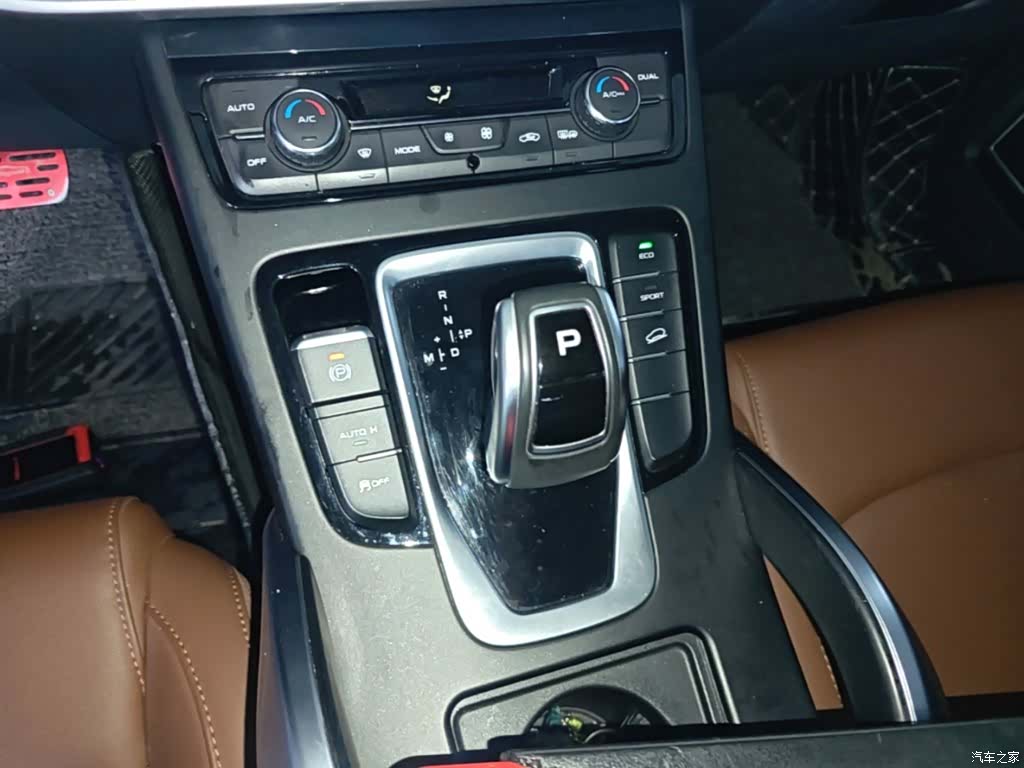 Geely Boyue, 2021 14