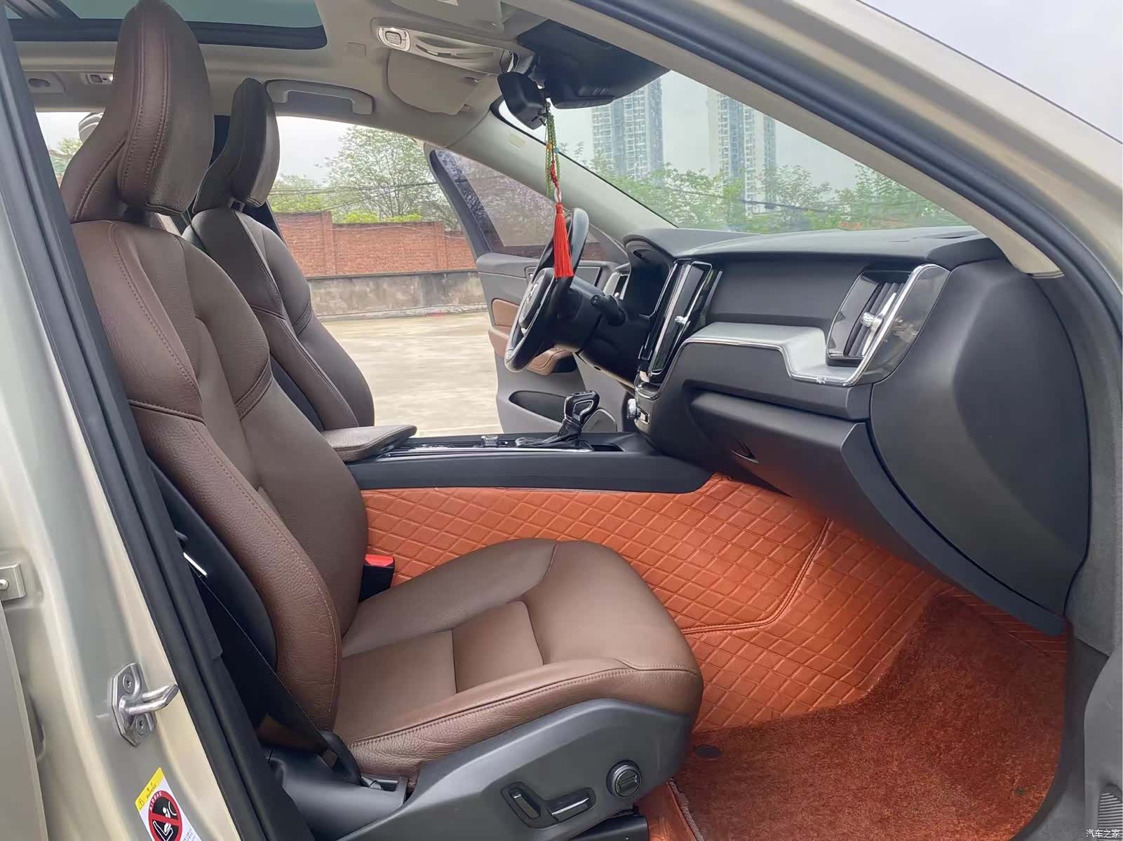 Volvo XC60, 2019 10