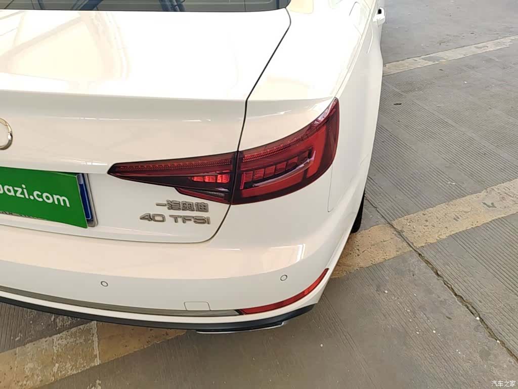 Audi A4L, 2019 24