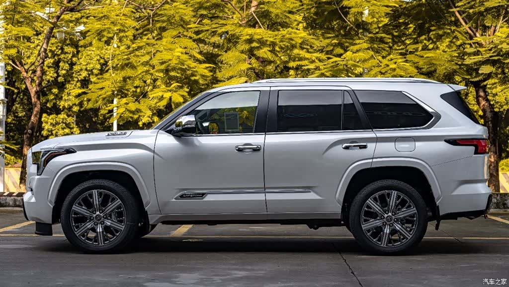 Toyota Sequoia, 1900 3