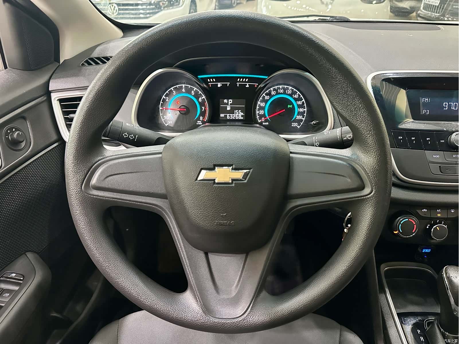 Chevrolet 320, 2018 13