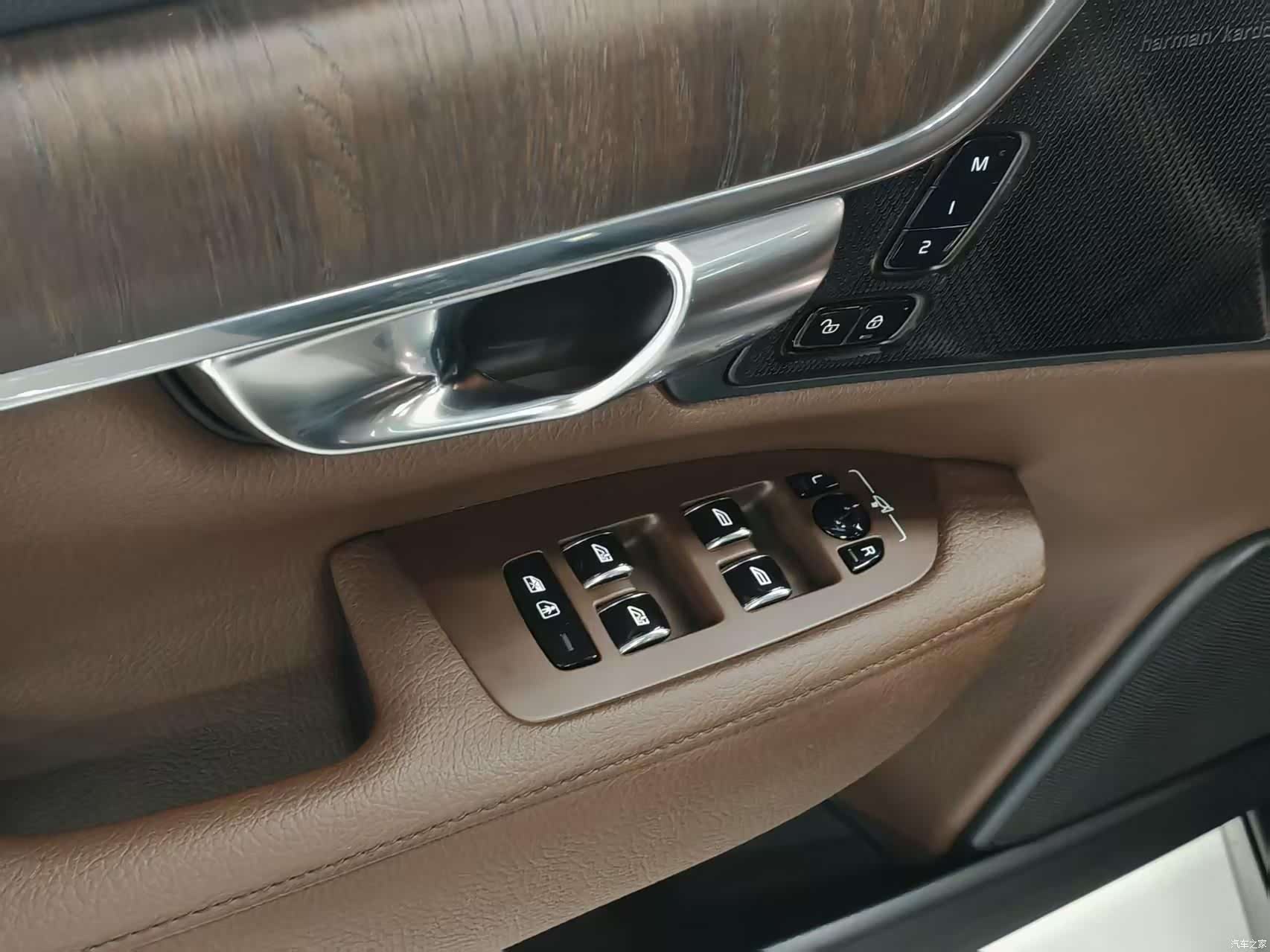 Volvo S90, 2022 все фото