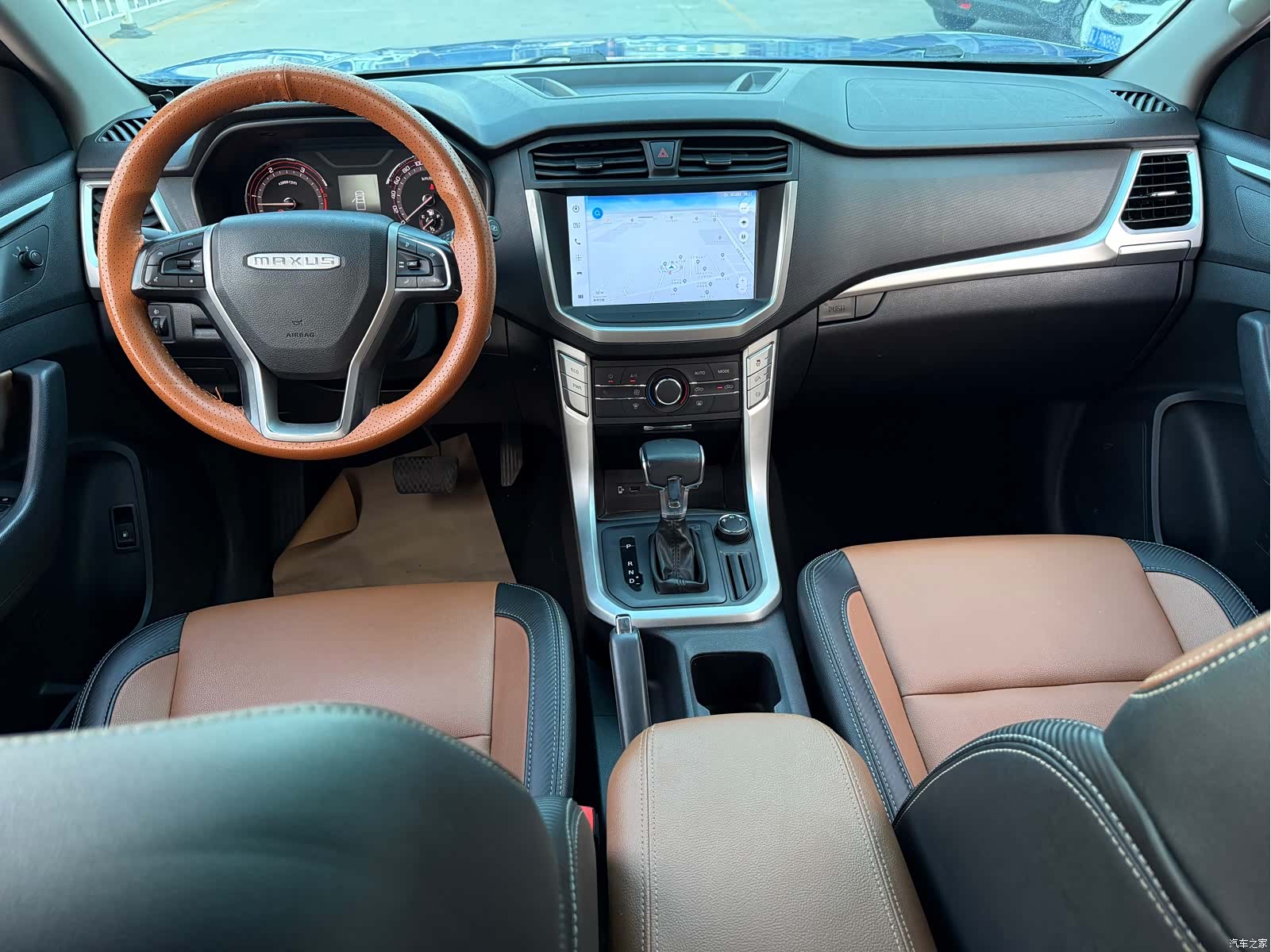 Maxus T70, 2021 9