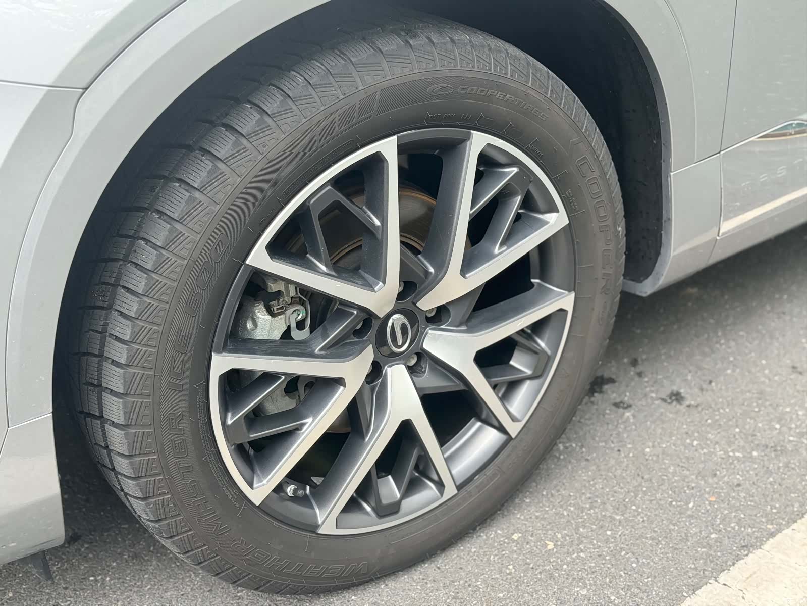 Trumpchi GS8, 2023 21