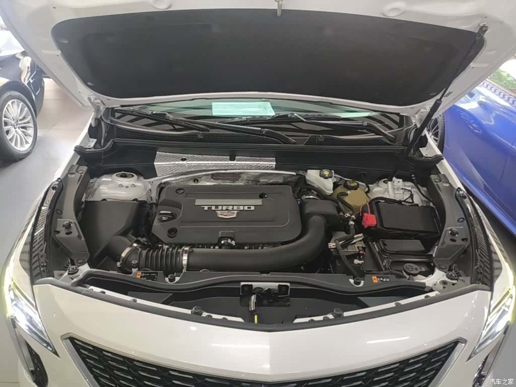 Cadillac XT4, 2020 20