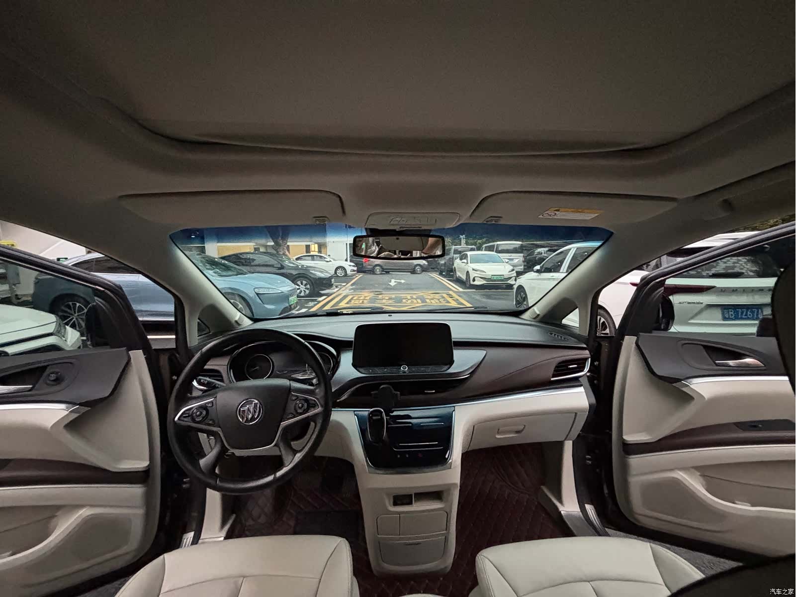Buick GL8, 2021 9