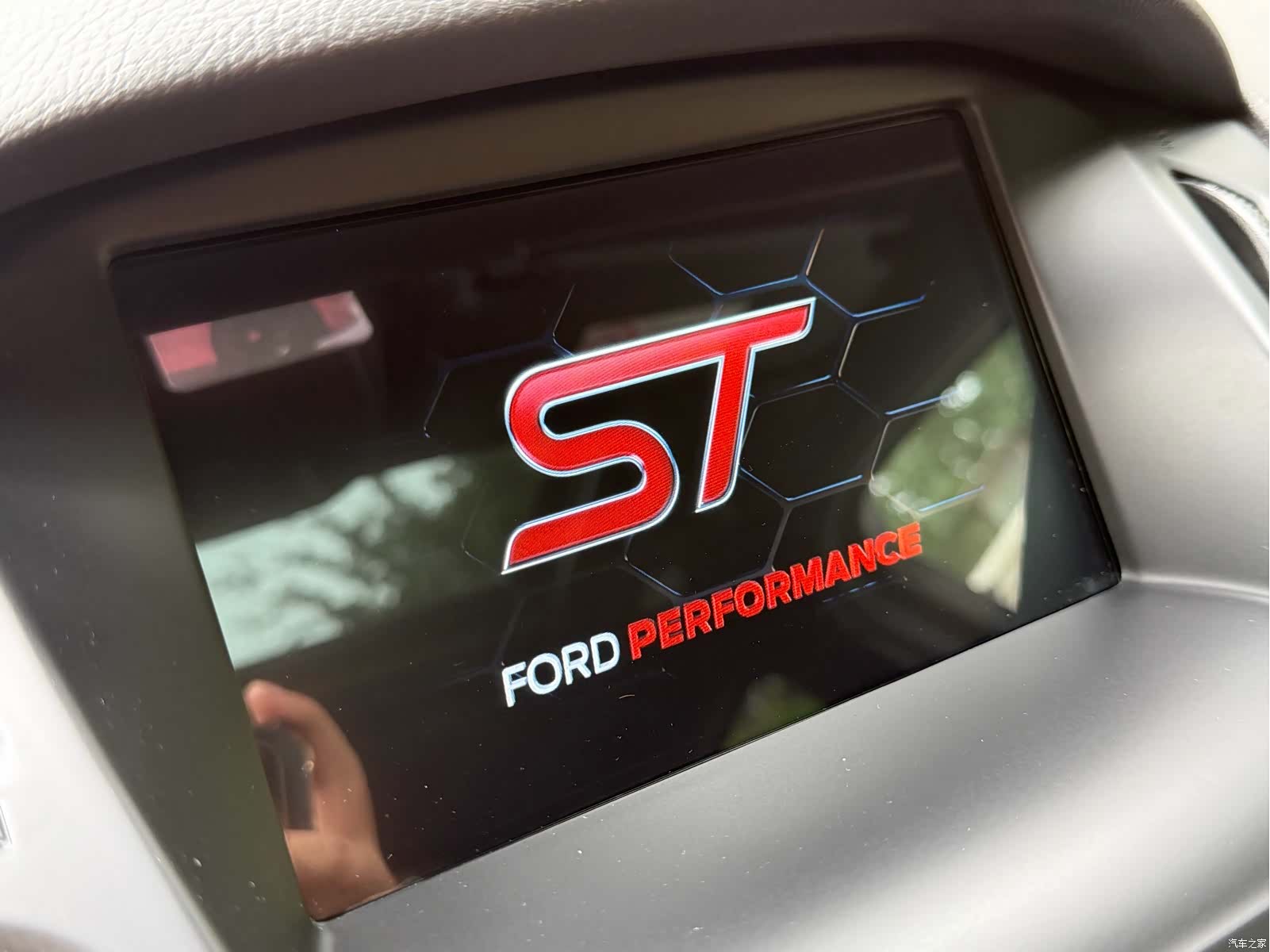 Ford Focus, 2017 11