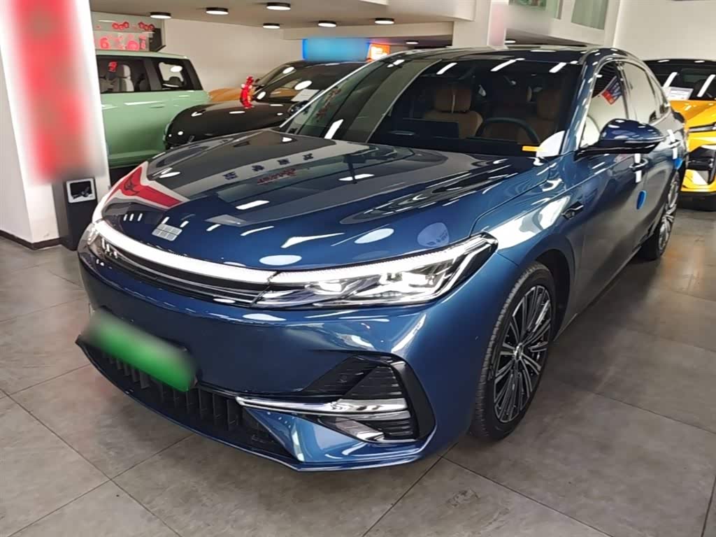Geely Galaxy A7 EM