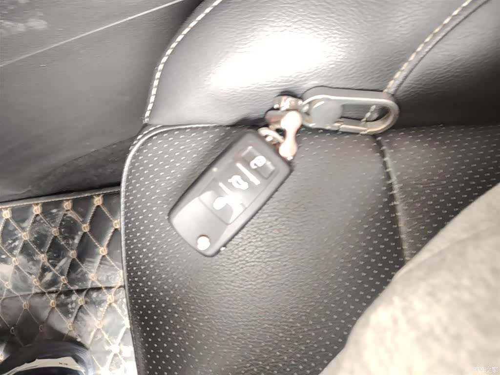 DongFeng S560, 2018 9