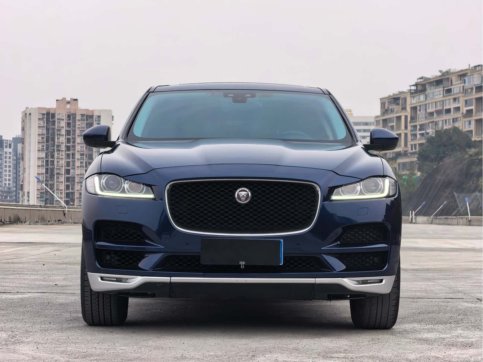 Jaguar F-PACE, 2018 2