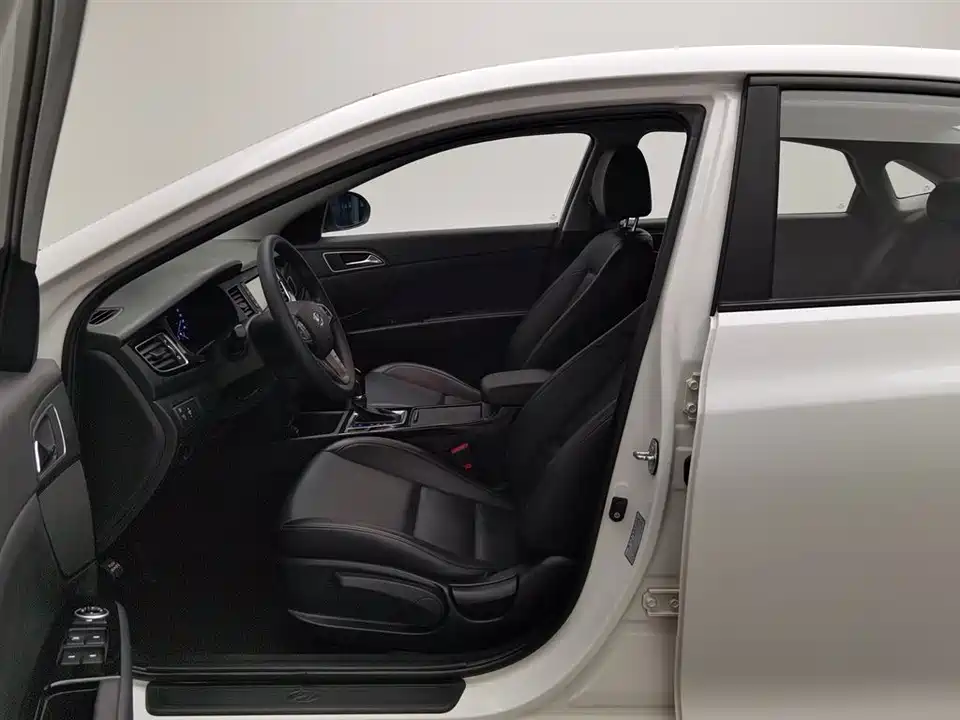 Hyundai Name picture