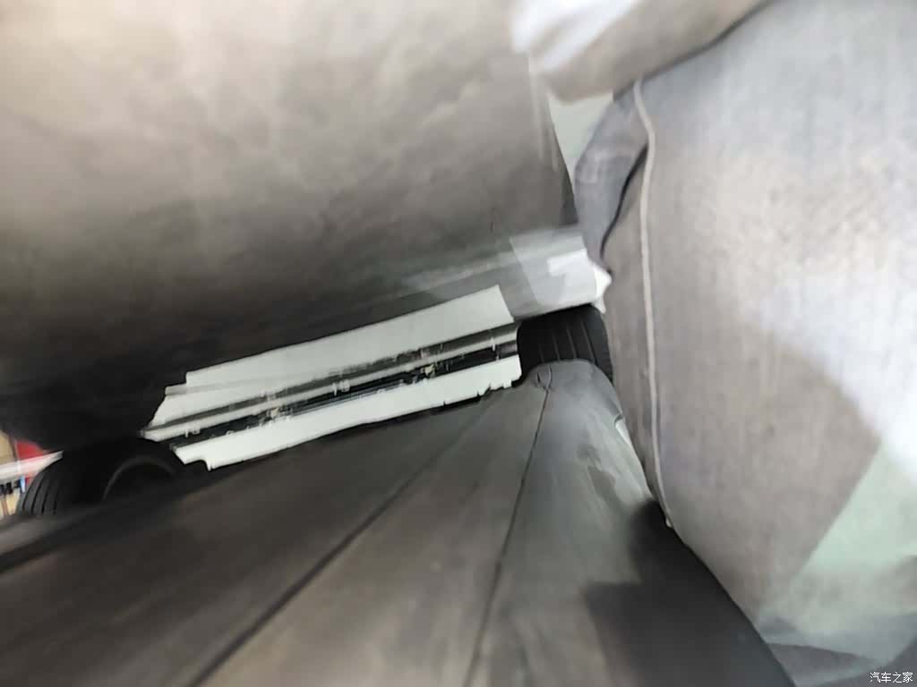 Tesla Model Y, 2022 21