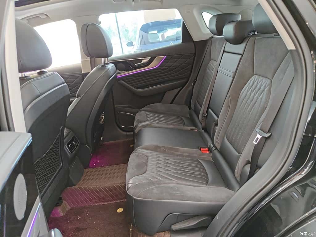 Hongqi HS5, 2022 17