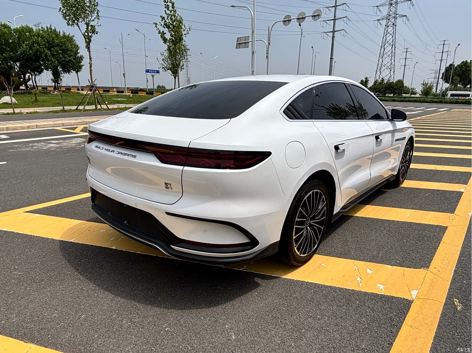 BYD Han, 2022 19