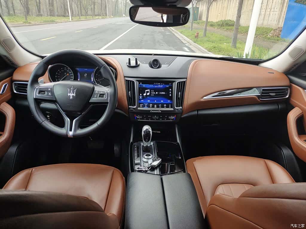 Maserati Levante, 2017 6
