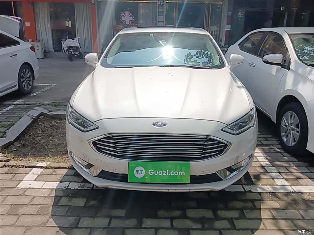 Ford Mondeo, 2017 3