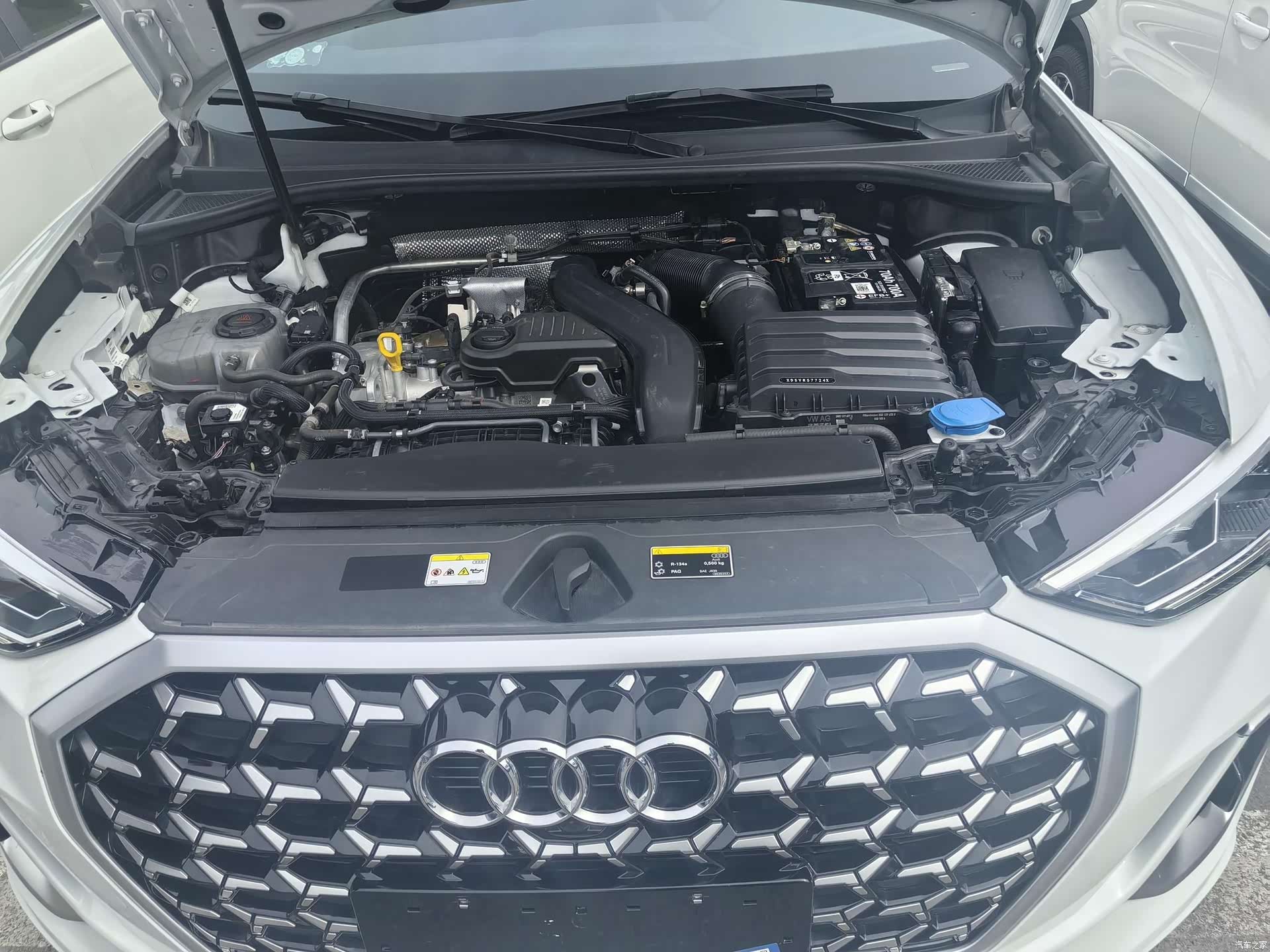 Audi Q3, 2024 12