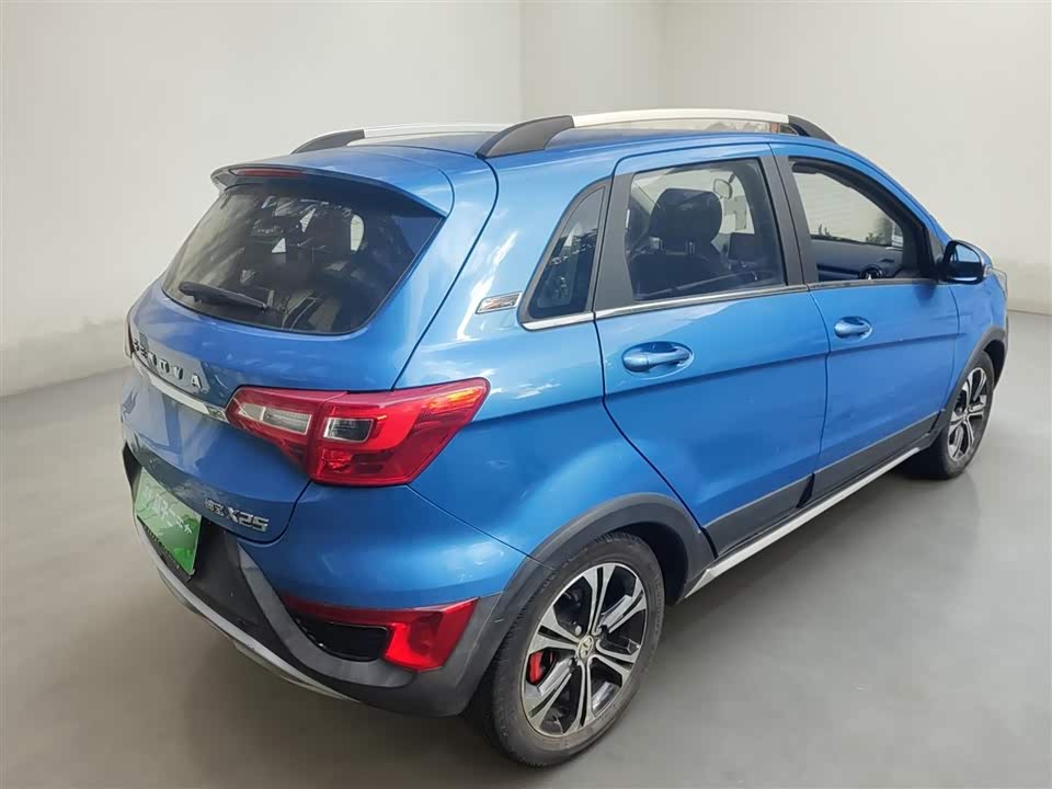 BAIC Shenbao X25