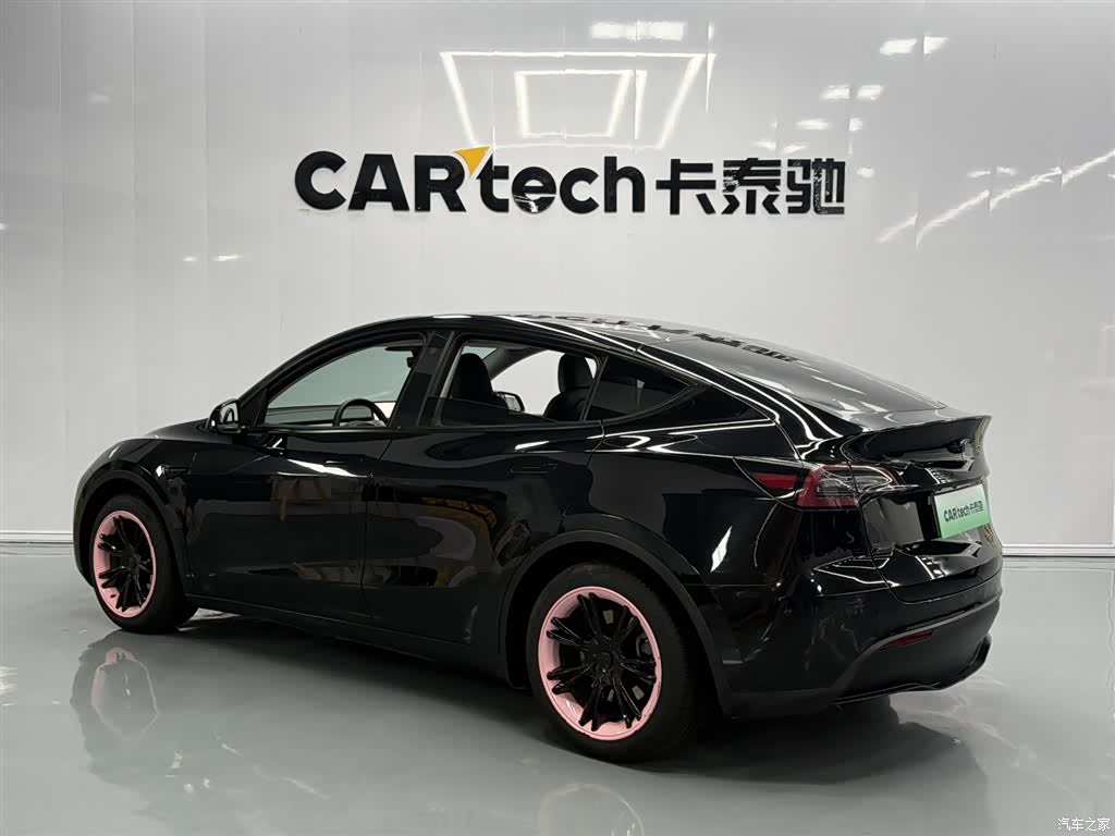 Tesla Model Y, 2023 6